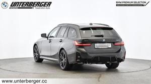 BMW 320d xDrive Touring // M Sportpaket // Panorama Glasdach // Anhängerkupplung Bild 2