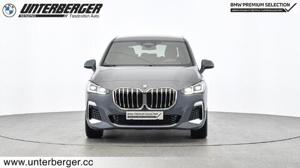 BMW 225e xDrive Active Tourer // M Sportpaket // Head Up Display Bild 3
