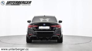 BMW i4 xDrive40 Gran Coupe // M Sportpkaet // Lenkradheizung // DAB-Tuner Bild 4