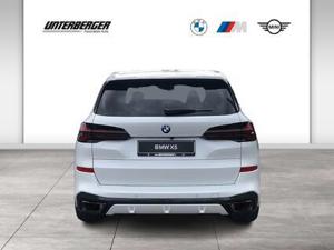 BMW X5 xDrive30d M Sportpaket // Anhängerkupplung // Panorama-Glasdach Sky Lounge Bild 4