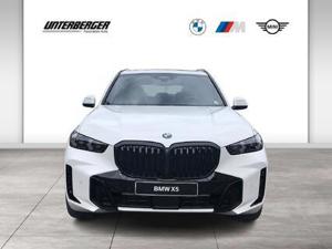 BMW X5 xDrive30d M Sportpaket // Anhängerkupplung // Panorama-Glasdach Sky Lounge Bild 3