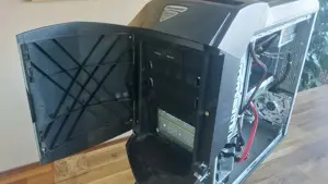 PC-Gehäuse für Bastler Bild 2