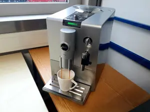 Kaffeevollautomat Jura ENA 7 Bild 4