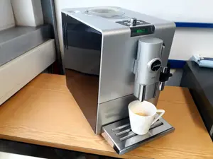 Kaffeevollautomat Jura ENA 7
