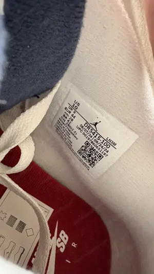 Air Jordan 4 x Nike SB  Navy  Bild 2