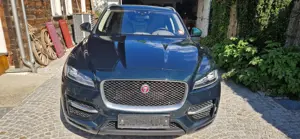 Jaguar F-Pace, 2.0d AWD R-Sport 4 17 Bild 4