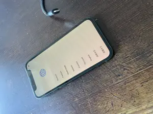 iphone 13 mini 128gb in grün Bild 5