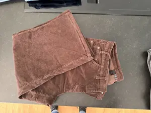 Jeans und Schnürlsamthosen Gr 46 Kurzgröße Bild 2