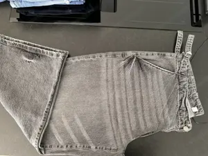 Jeans und Schnürlsamthosen Gr 46 Kurzgröße Bild 3