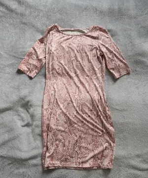 Kleid mit Schlangenmuster   Stretch   Nur Versand