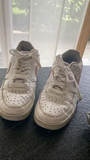 Schnäppchenpreis:Damenschuhe  Größe 39 , Marke Nike Bild 2