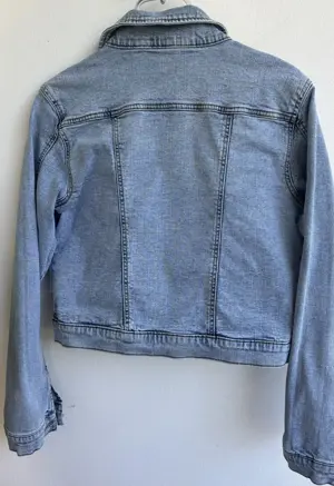 Kurze Damen Jeans Jacke von Bianca Evento Bild 2