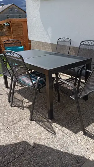 Gartentisch mit 6 Stühlen