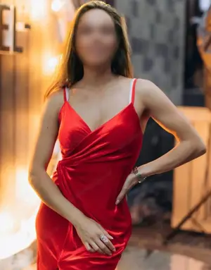 Nikki, elegante Verführerin