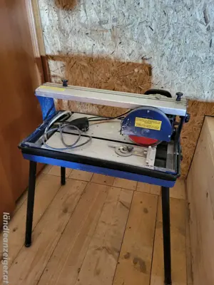 Fliesenschneidmaschine 
