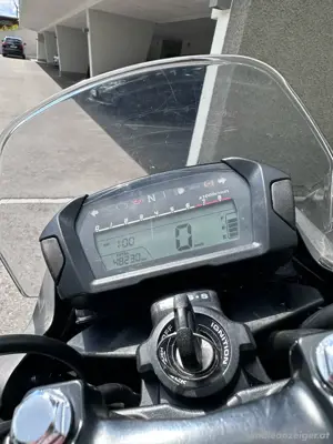 Honda NC 700S Naked Bike Bild 3