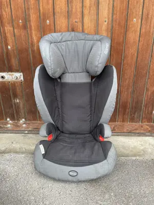 2 Auto-Kindersitze, Römer Bild 2