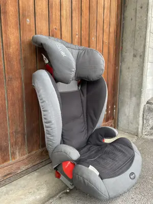 2 Auto-Kindersitze, Römer