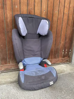 2 Auto-Kindersitze, Römer Bild 4