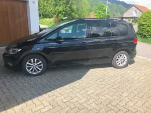 VW Touran Comfortline 1,6 SCR TDI Bild 3