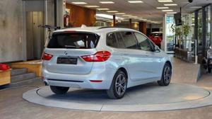 BMW 216 Bild 10