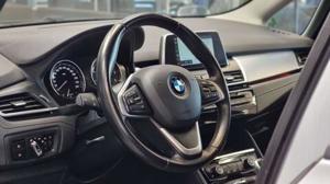 BMW 216 Bild 15