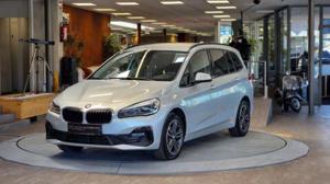 BMW 216