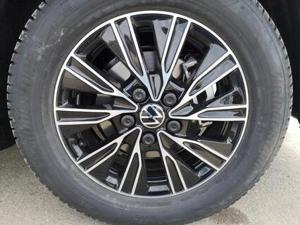 VW T7 Multivan 1,5 eHybrid 4Motion kurz Elegance 180 kW (245 P... Bild 4