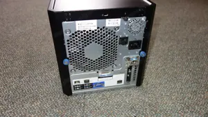 HP ProLiant Gen8 MicroServer - Celeron G1610T 2,3GHz 4GB RAM Matrox G200 Bild 3