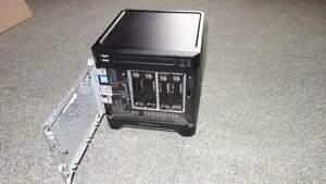 HP ProLiant Gen8 MicroServer - Celeron G1610T 2,3GHz 4GB RAM Matrox G200 Bild 2