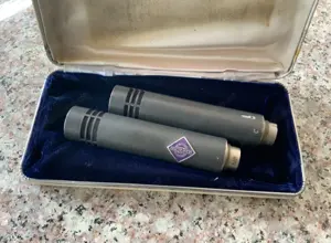 2 X Neumann KM 84 Kondensator Mikrofone