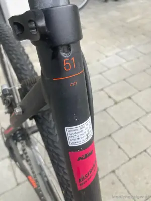 Fahrrad KTM Trekkingbike Bild 4