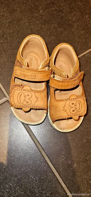 Schuhe (Sandalen) Bild 2
