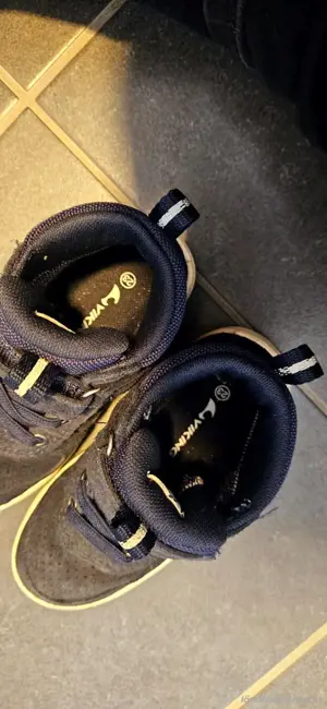 Kinder Schuhe Bild 2