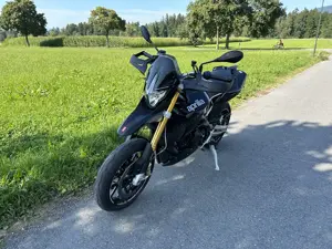 Aprilia Dorsoduro 1200 ABS ATC Bild 3