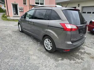 Ford grand c-max titanium Bild 4