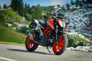 ktm 390 Duke