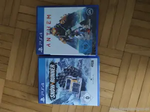 playstation 4 mit 2 spielen Bild 2