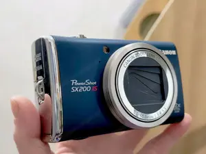 Canon PowerShot SX200 IS 12.1 MP Bild 3