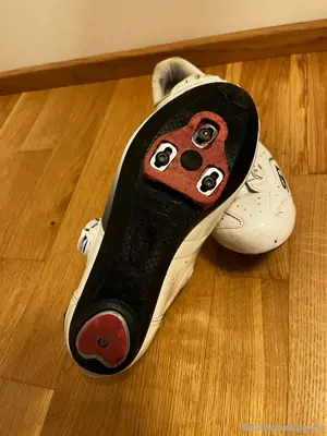 Pedale mit Schuhe  Bild 3