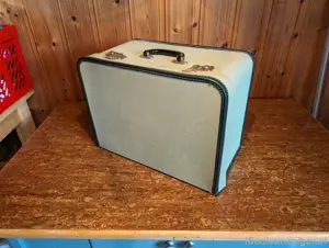 antike Original Reise-Nähmaschine von Keller im Koffer Bild 2