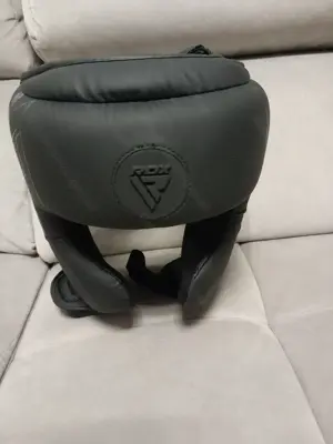 Schutzhelm zum boxen Bild 3