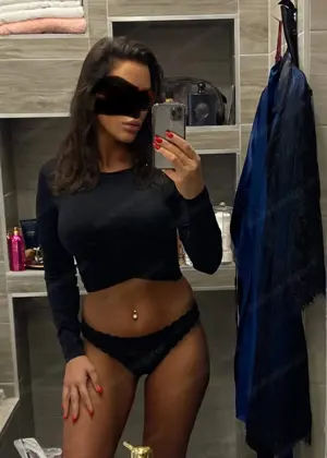 Wunderschöne Emily Da! Bild 3