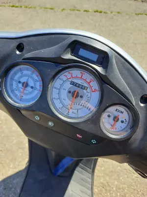 SYM Roller 50ccm Bild 2