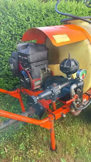 Douven Motor-Karrenspritze