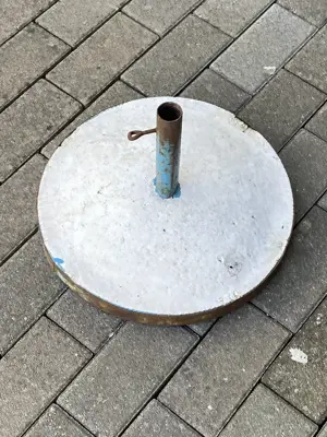 Schirmständer für Gartenschirm