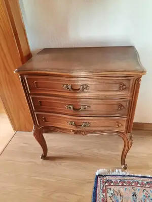 zu verschenken: Schrank