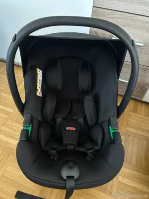 Babyschale 
