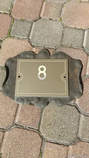 Briefkasten, Lampe, Hausnummer Unterlagsschild Bild 2