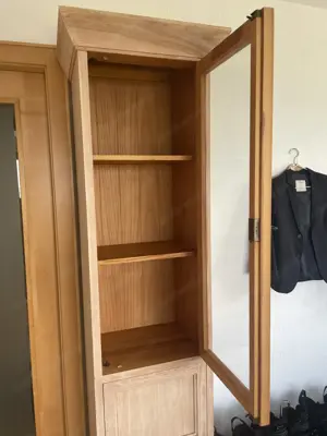 Vintage Pinien Holz Vitrine Schrank absperrbar Bild 4